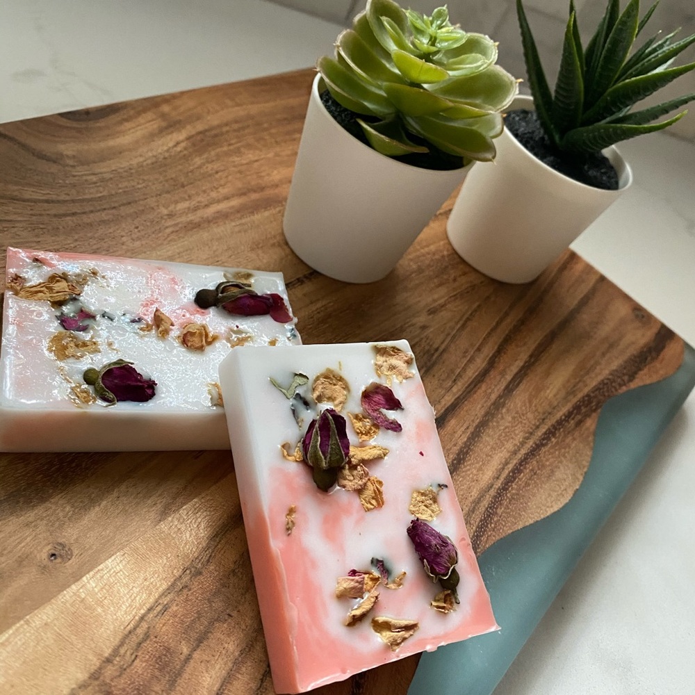 🌹Rose petal soaps!!🌹